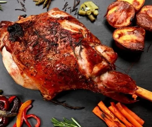 Cordeiro - Paleta (sob consulta - R$/kg) 1,3kg aprox.