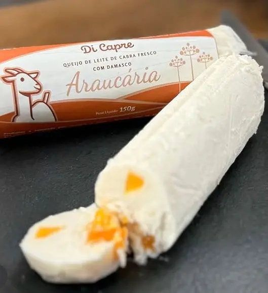 Queijo de cabra tipo Buchette com damasco 150gr.